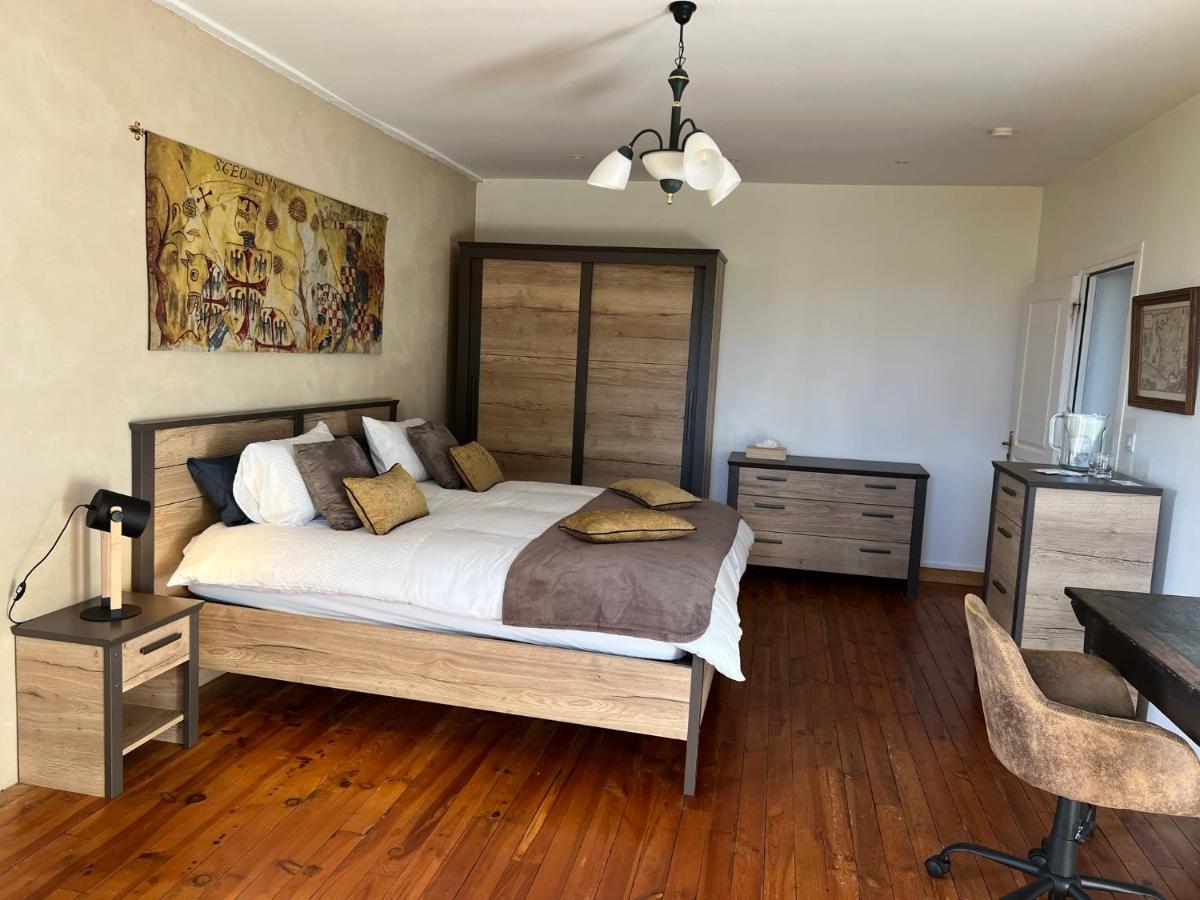 La Fiere Bridge Guest House Amfreville  外观 照片